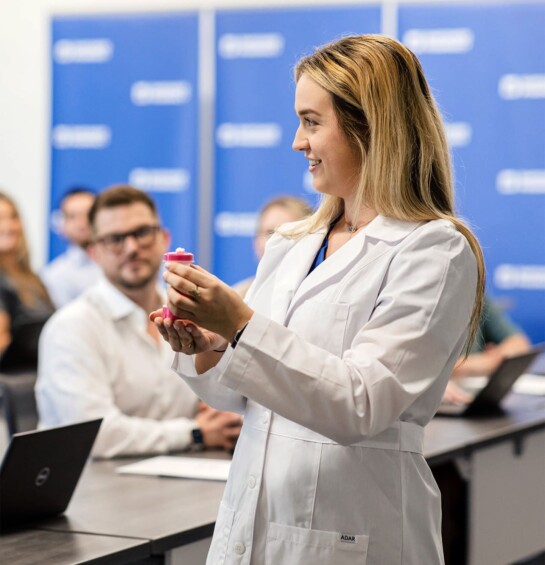 Employee Showing Product